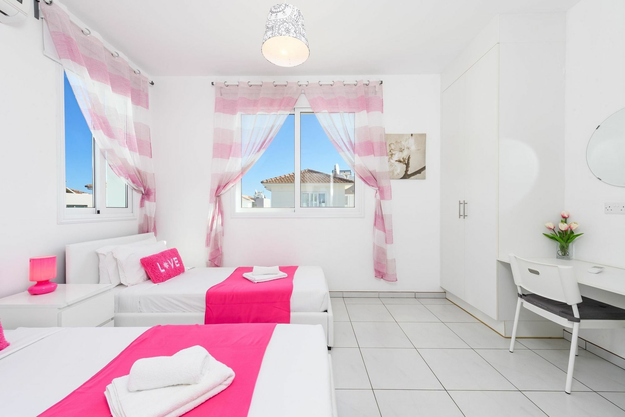 Avra Villas Paralimni Bagian luar foto